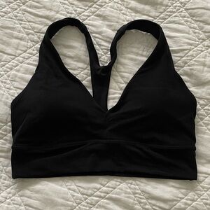Athleta Transcend V-Neck Plunge Sports Bra in Black, A-C Medium